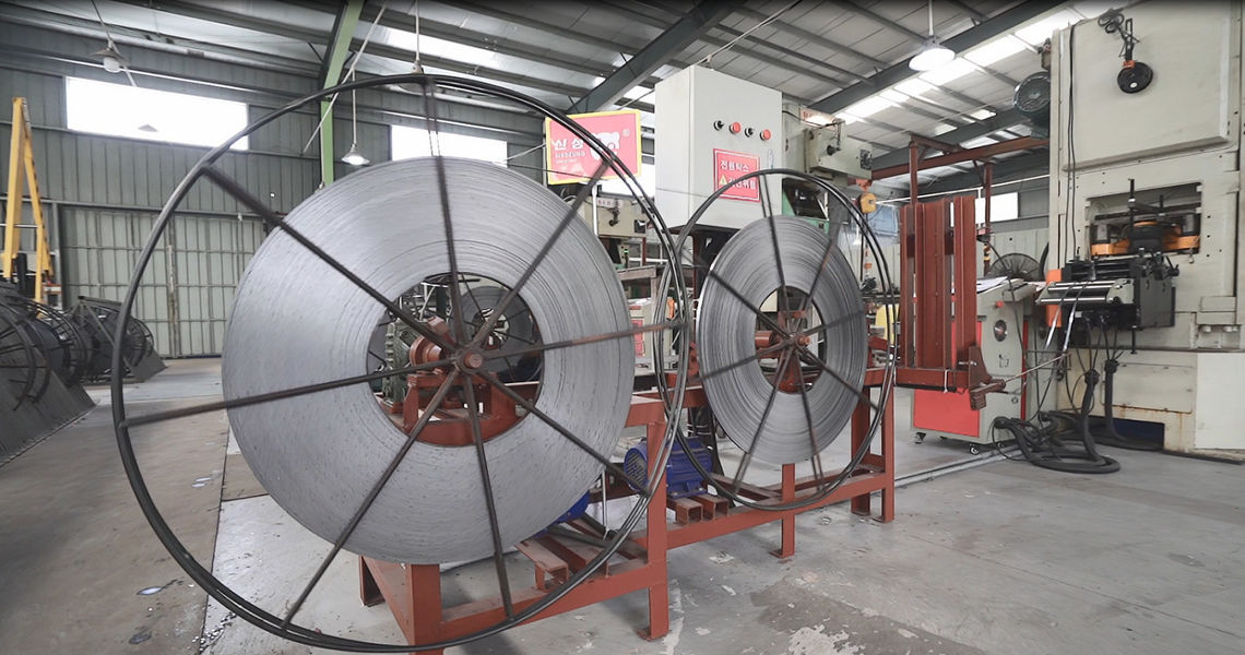 SINSEUNG TOOLS（QINGDAO） CORPORATION linea di produzione del fabbricante