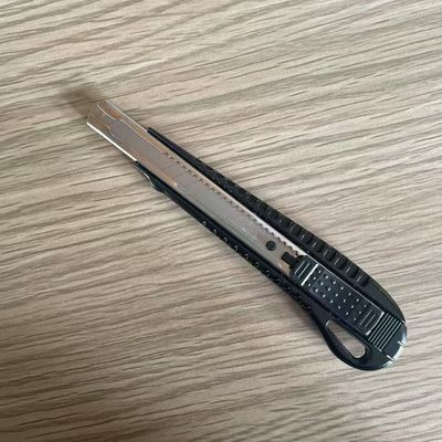 comprare Manico di plastica 9mm coltelli di utilità per materiali leggeri meccanismo di blocco a scorrere e prestazioni superiori fabbricazione online