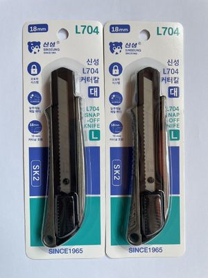 Coltello retrattile da 18 mm con blocco e protezione lama