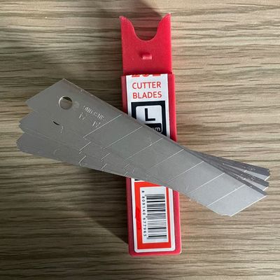8 segmenti coltelli da taglio in argento da 18 mm per applicazioni di taglio versatili