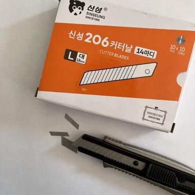 15 Segmenti Snap Blades 18mm High Carbon Steel per un taglio accurato e liscio