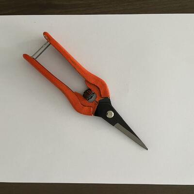 Lunghezza complessiva 19,5 cm Fragmenti di metallo Maniglia ergonomica Maniglia di ferro per prestazioni di taglio
